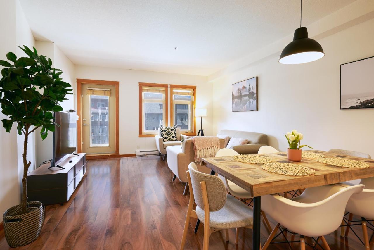 Mtn View Escape With King Size Bed With Outdoor Pool - Banff Pass Included! Daire Canmore Dış mekan fotoğraf